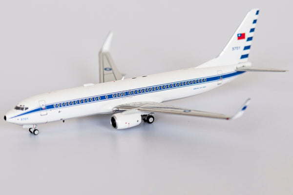 NG Models 1:400 Taiwan Air Force 737-800/w 3701 58065