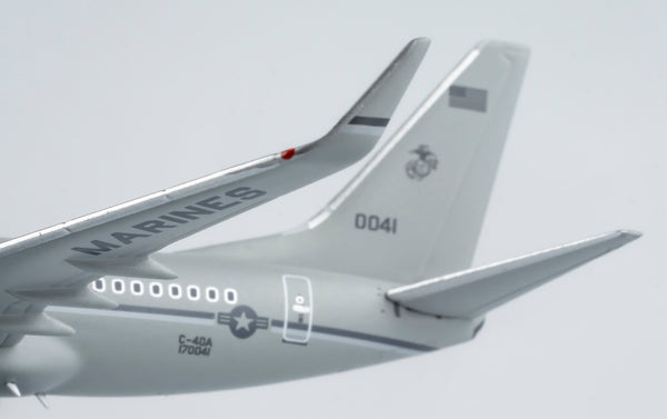 NG Models 1:400 USMC Boeing C-40A Clipper (737-7AFC)/w 170041 (1st C-40A  for VMR-1 