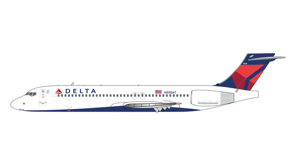 GeminiJets 1:400 Delta Air Lines Boeing 717-200 N998AT GJDAL2103